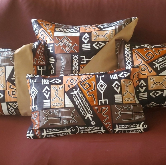 African Print Pillow Cover with Zipper - Picture 2 of 15